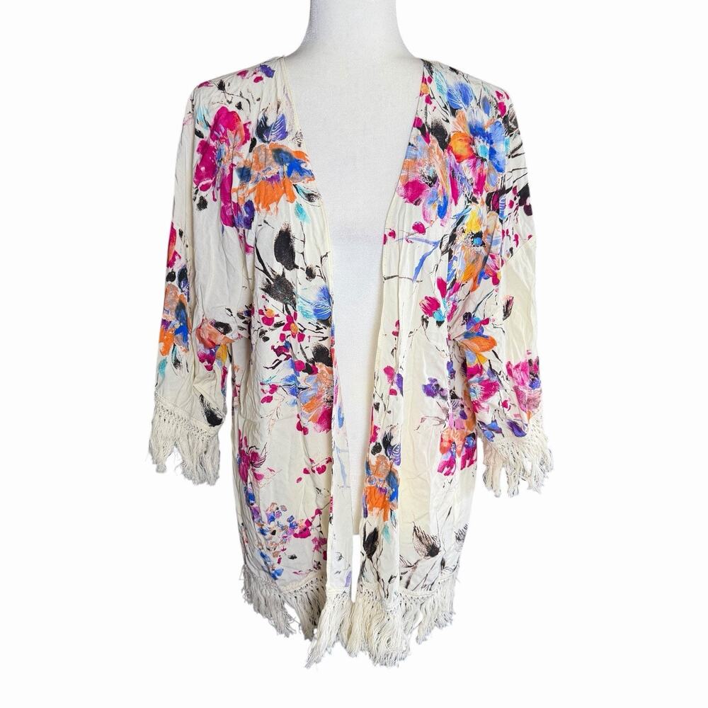 UMGEE Floral short sleeve fringe kimono Size Small Bohemian Boho Hippie Indie